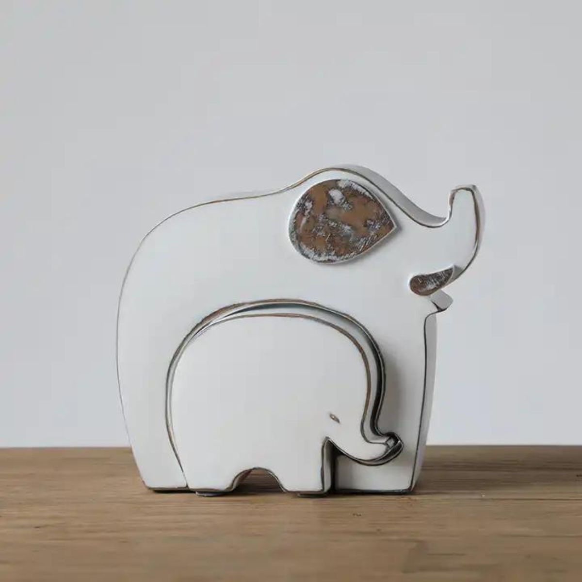 Set de 3 decoratiuni elefanti albi din polirasina 13.5 cm Yazhi