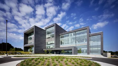 Industrial - Științific - Guvernamental