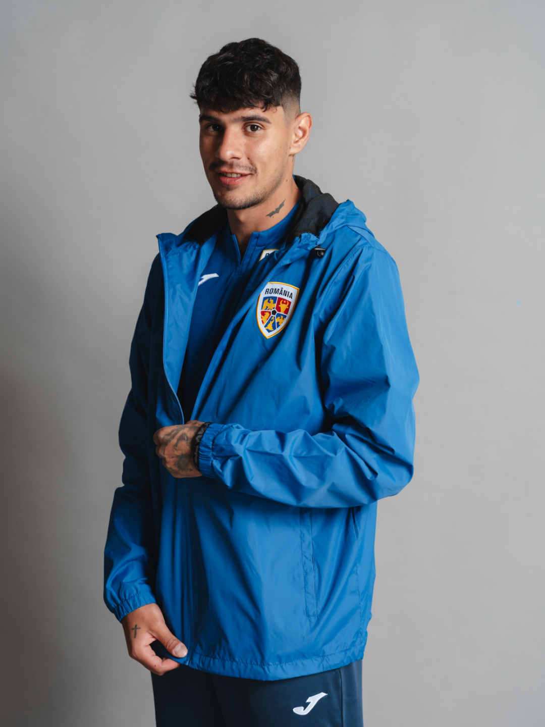 Jachetă oficială de vânt royal