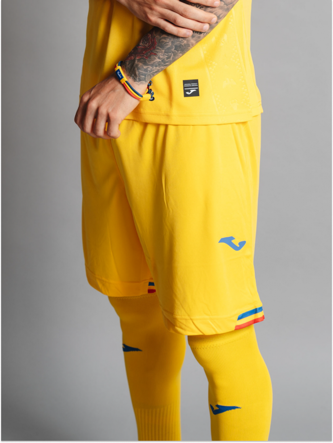 Șort oficial de joc galben