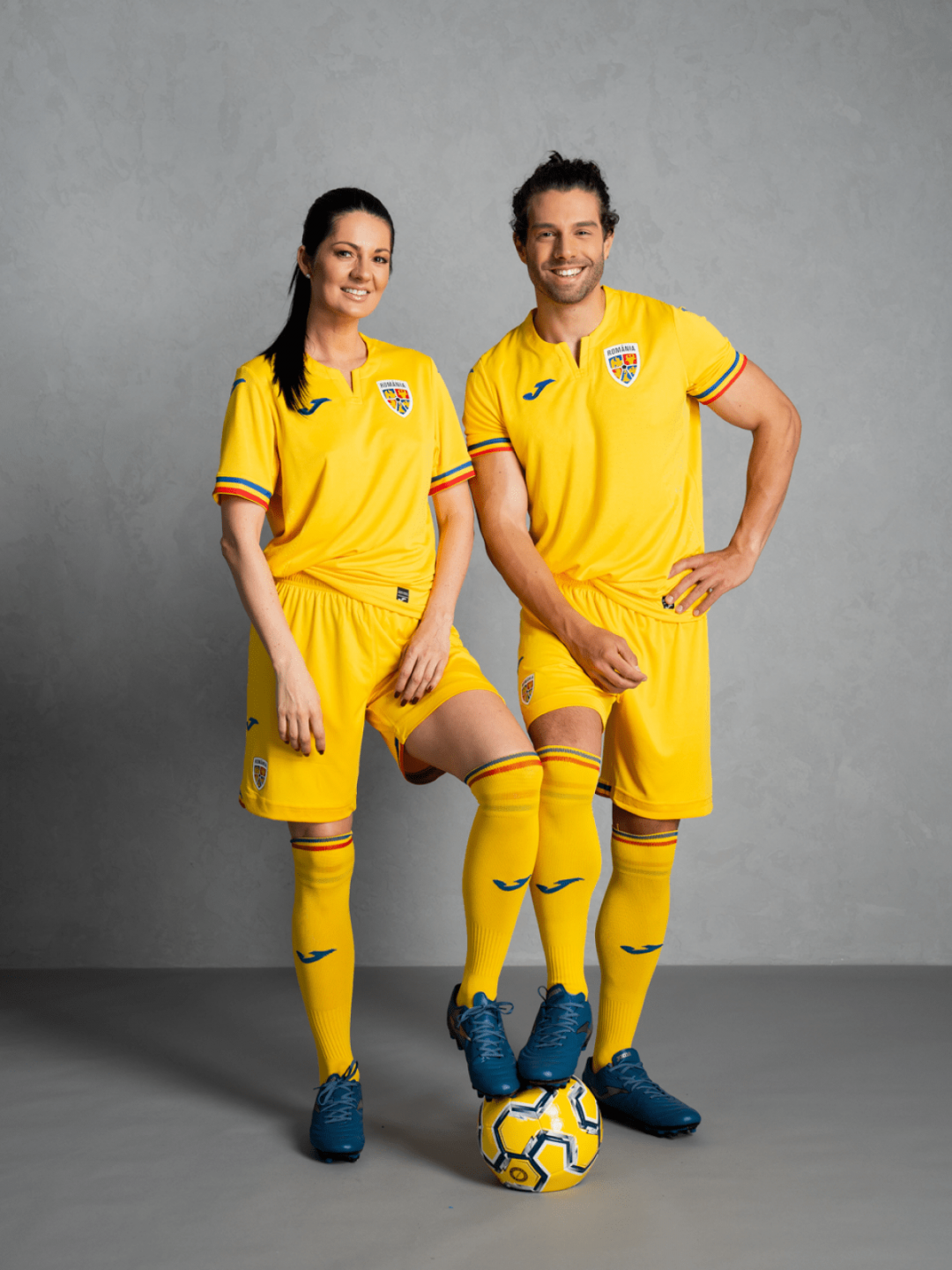 Tricou oficial de joc galben