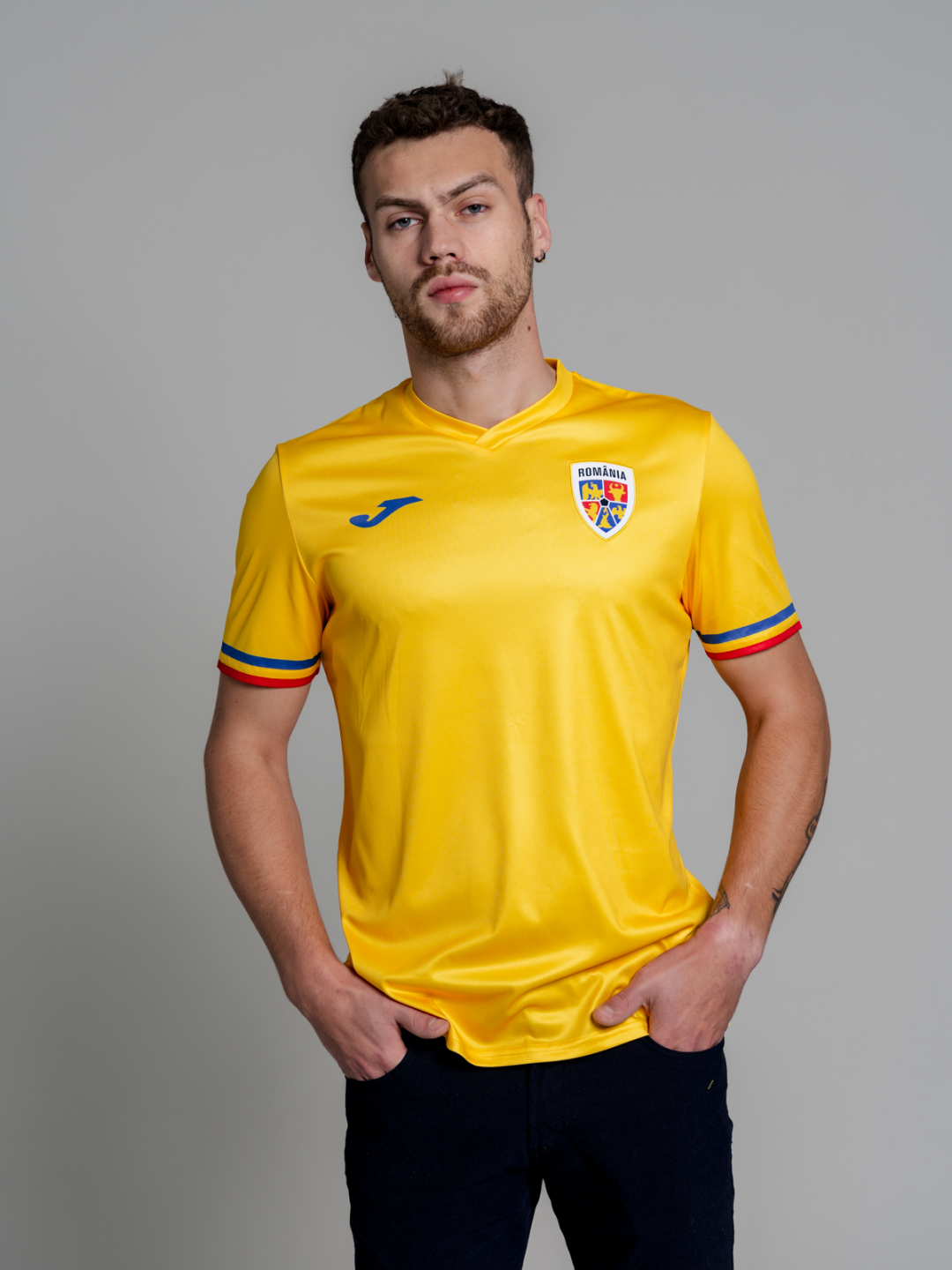 Tricou oficial de suporter galben