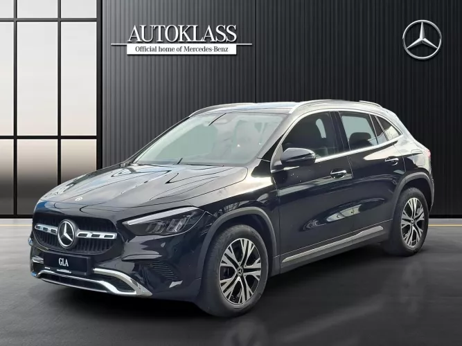 MERCEDES-BENZ GLA 180