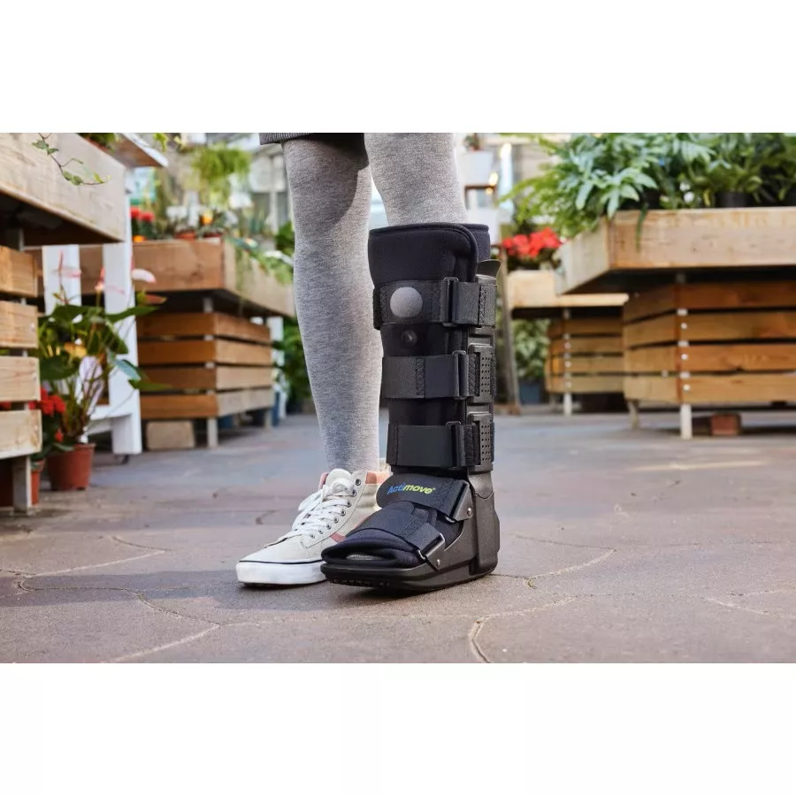 Orteza glezna picior pentru imobilizare, Actimove Air Walker cu perna de aer XSmall (marimea 33-36)