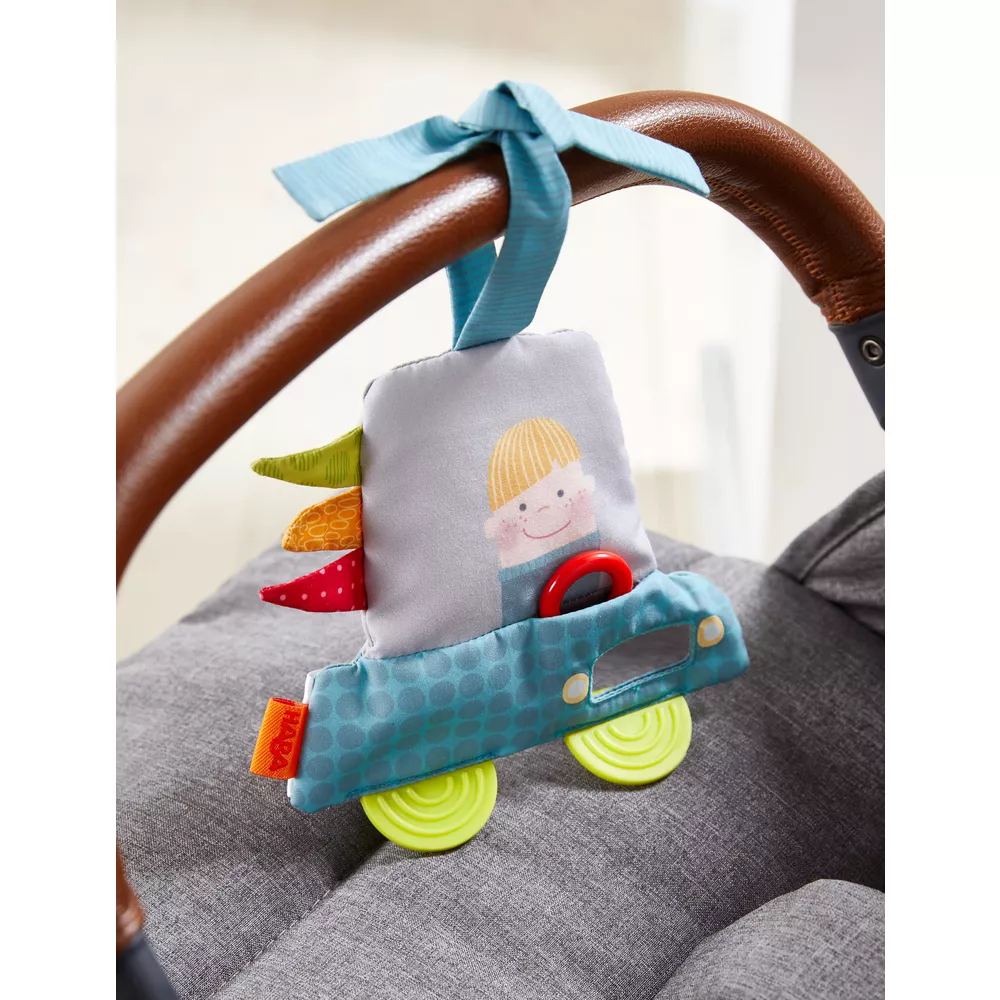 Jucărie textilă de agățat cu accesorii pentru dentiție - Mașinuța albastră