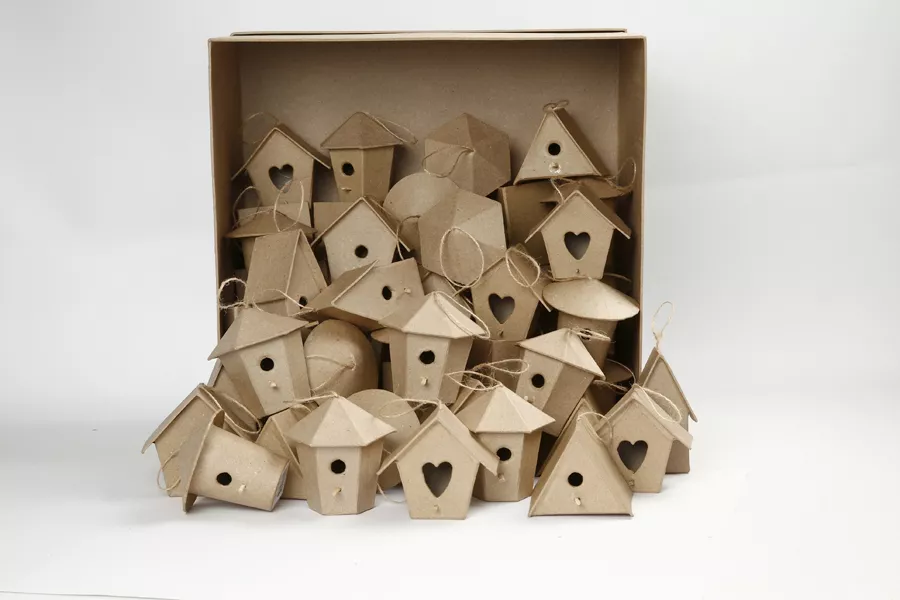 Mini căsuţă pentru păsări din hârtie reciclată