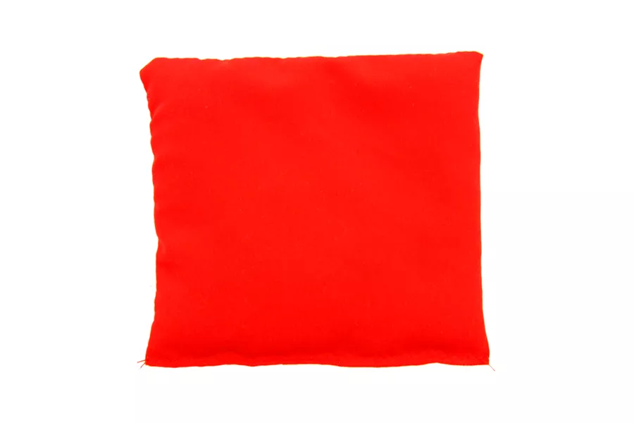 Pernuță roşie cu granule de polistiren, 10 x 10 cm