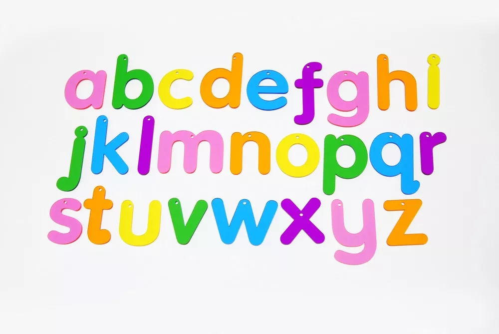 Set de 26 de litere mici de tipar colorate