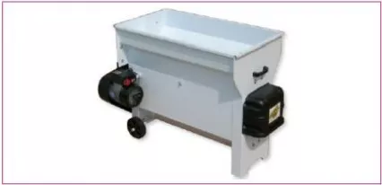 Desciorchinător cu zdrobitor, cuvă rabatabilă vopsea emailată (1.040 X 550 mm), motor 2.5 CP/220V, pompă centrifugă inox, capacitate maximă 3.000 kg/oră, [],lorenacom.ro