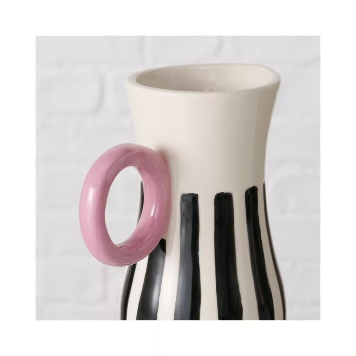 Vaza crem cu dungi negre din ceramica 19 cm Spiky Boltze 4