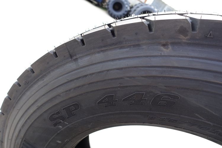 Anvelope camioane 315 70R22.5 154/152M Dunlop SP446 TL