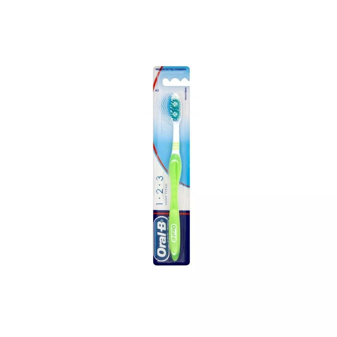 Periuta de dinti Oral-B Shiny Clean, 40, Medium, [],https:farmaciabajan.ro