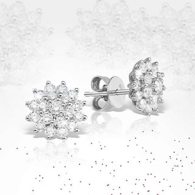 Bijuterii pentru Revelion: 20 modele de cercei cu diamante cu care vei straluci ca o regina