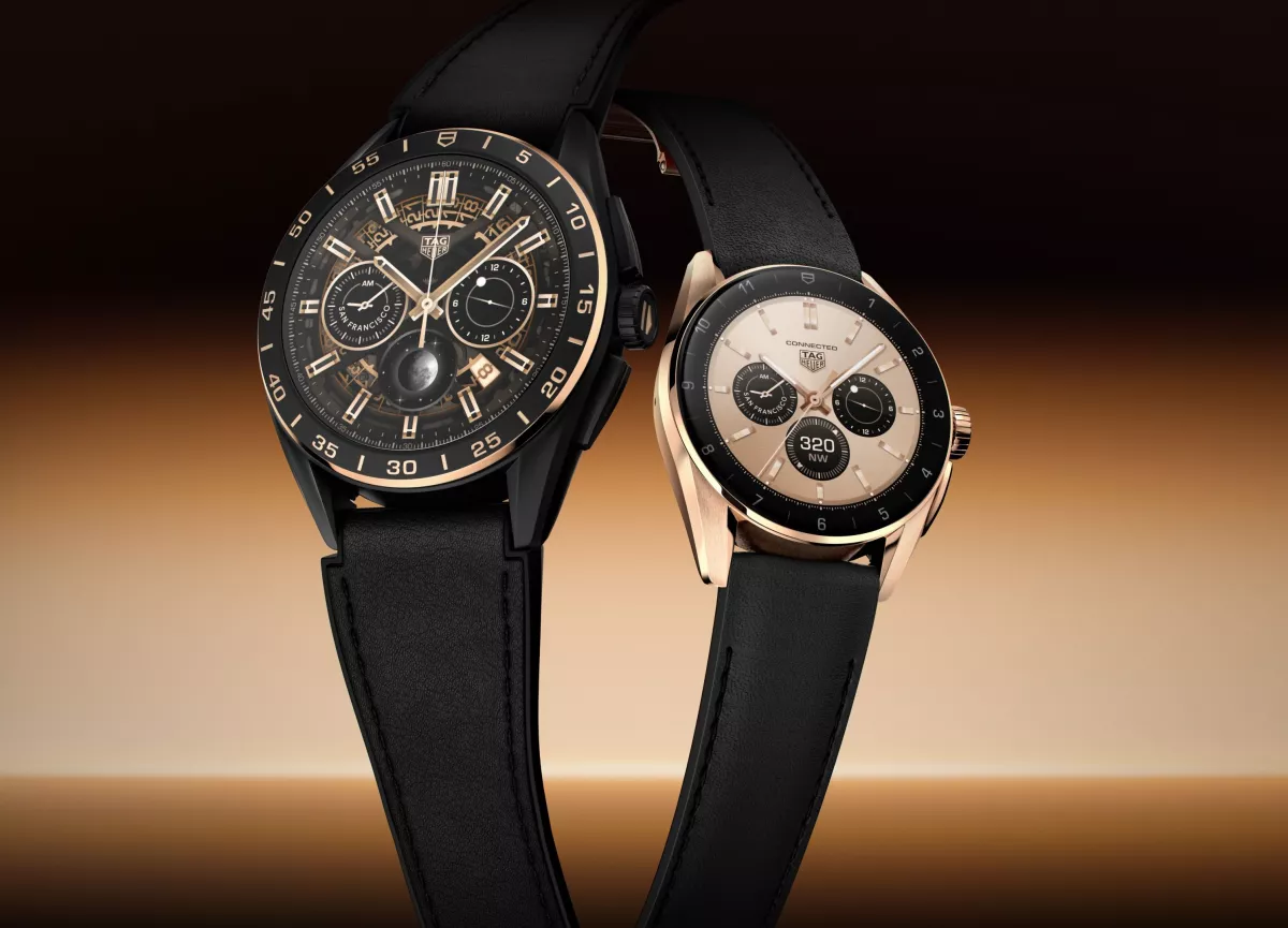 腕時計 Tag Heuer Connected TAG Heuer Connected Golden si Bright Black Edition: Imbinarea