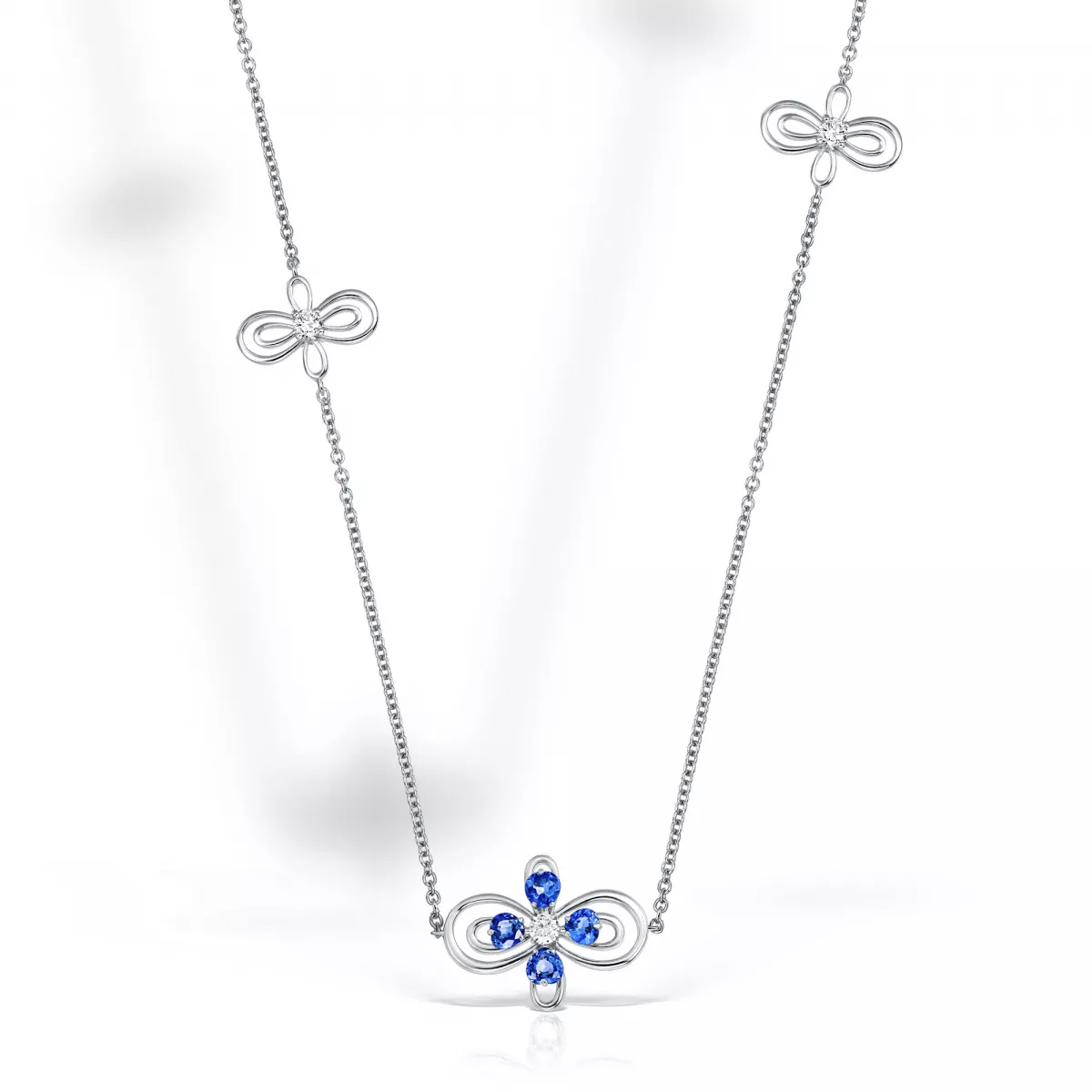 Sautoire Infinity Love Henri Maillardet cu safire si diamante, din aur alb  de 18K