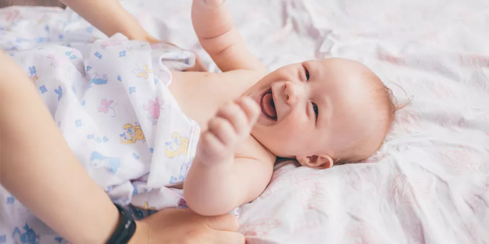 Produse de îngrijire pentru nou-născuți: cum le alegi? 