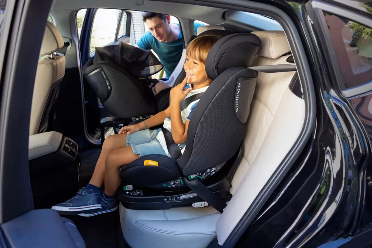 Scaun auto copii Chicco Seat3Fit I-Size Air, 40-125cm, Black Air (Negru), 40-125cm, nastere-7ani