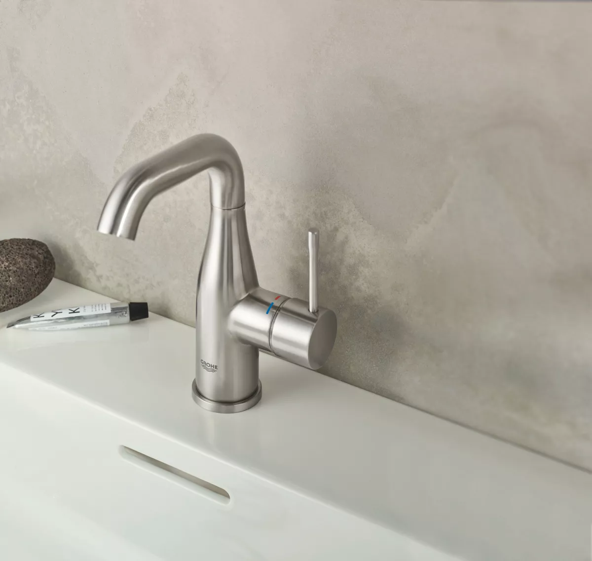Baterie lavoar Grohe 23462DC1, Essence, 3/8'', M, 193 mm, ventil, mat, otel satinat