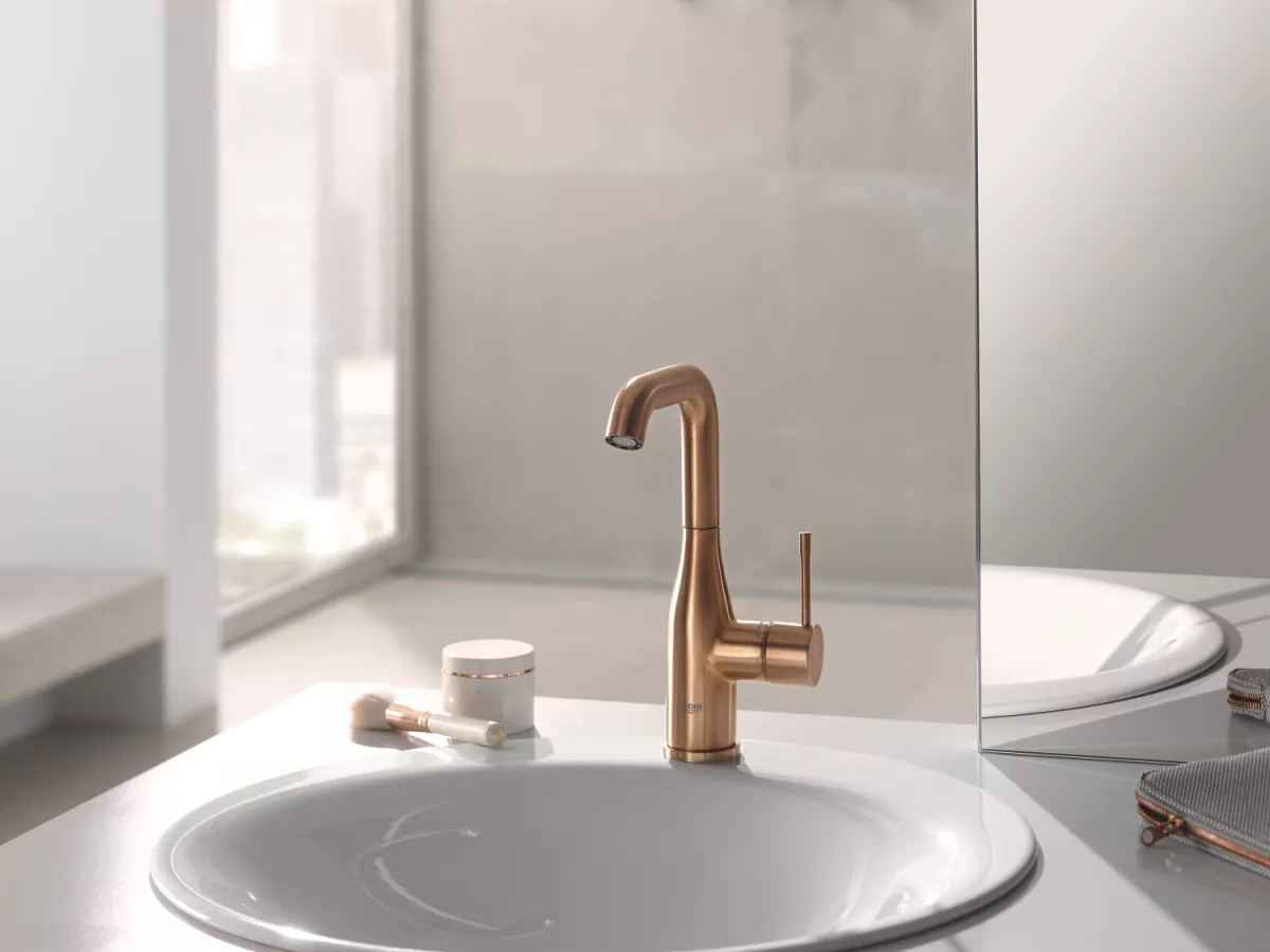Baterie lavoar Grohe 32628DL1, Essence, 3/8'', marimea L, pivotanta, ventil, mat, cupru