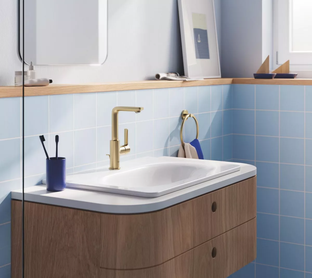 Baterie lavoar Grohe 23296GN1, Lineare, L, 252 mm, ventil, mat, auriu
