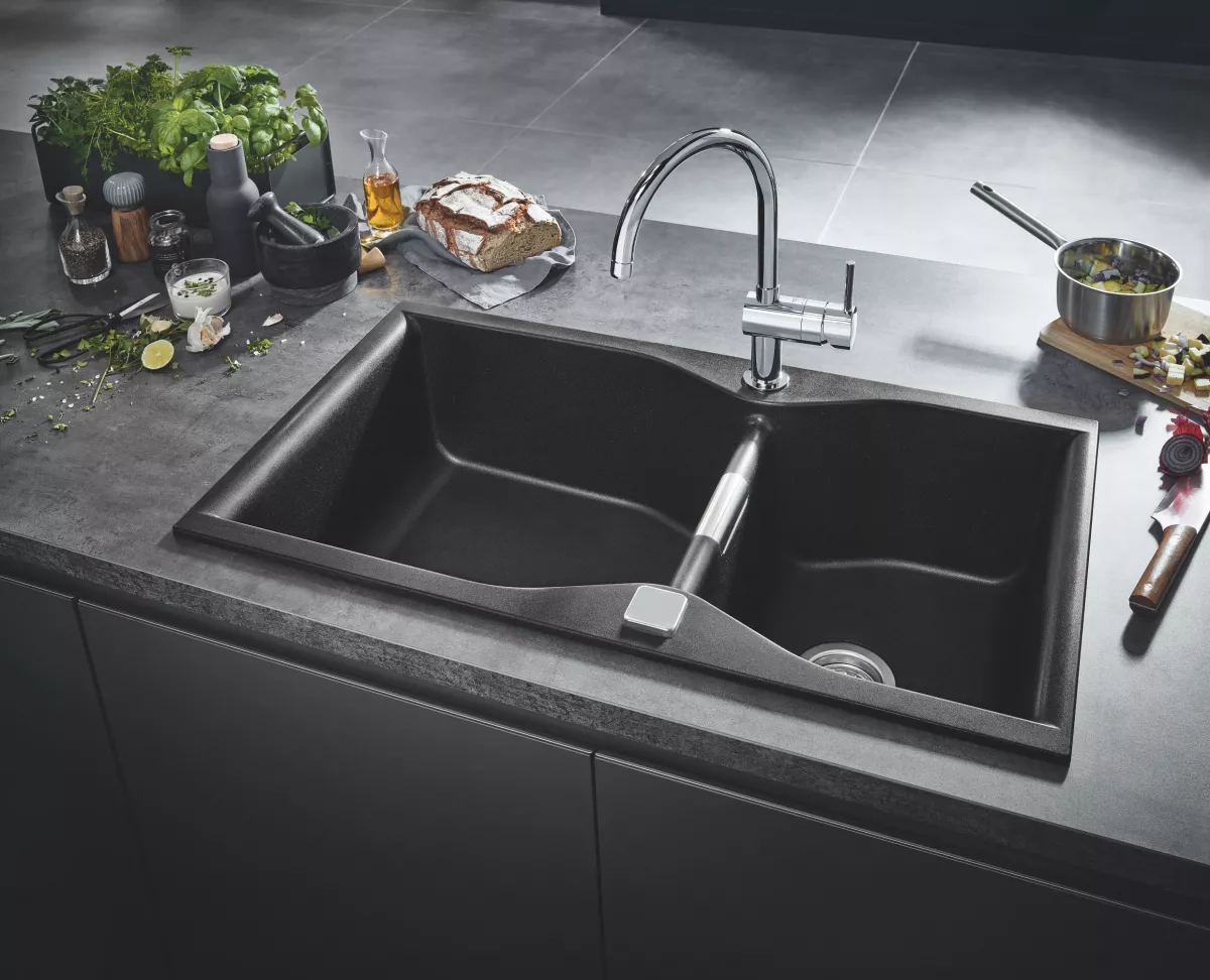 Chiuveta Quartz Grohe 31658AP0, K700, 900 x 500 mm, reversibil, 2 boluri, montare pe blat, evacuare, negru