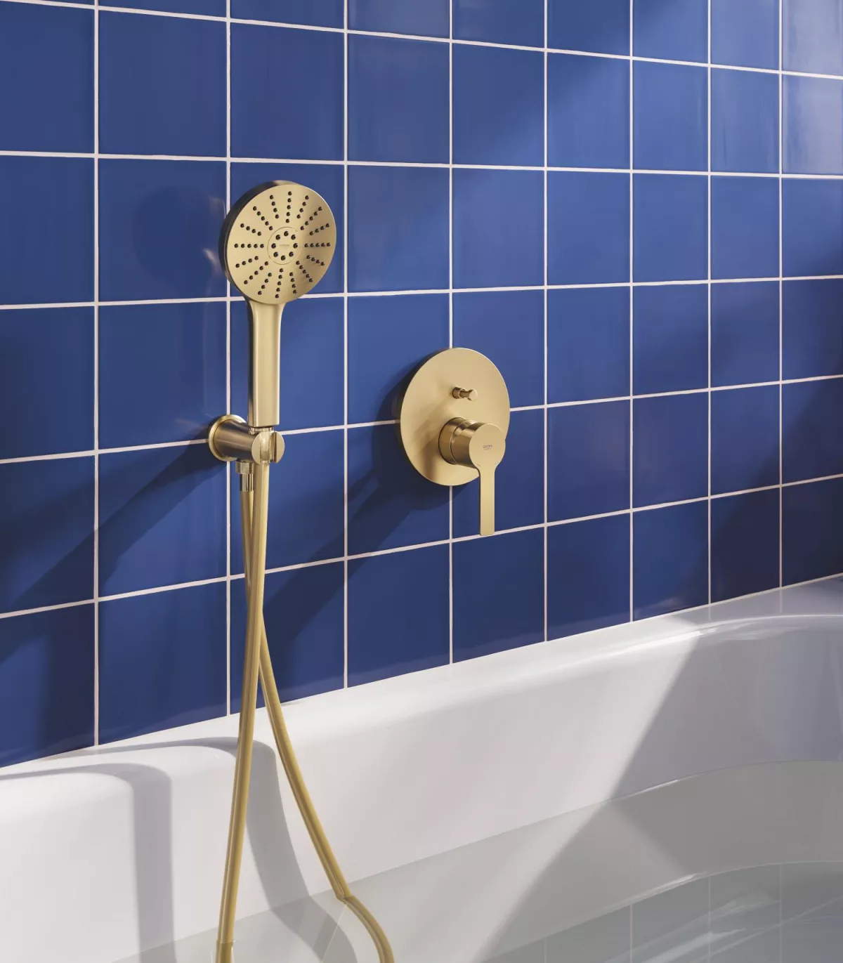Unitate comanda Grohe 24064GN1, Lineare, 2 functii, diverter, necesita valva, mat, auriu
