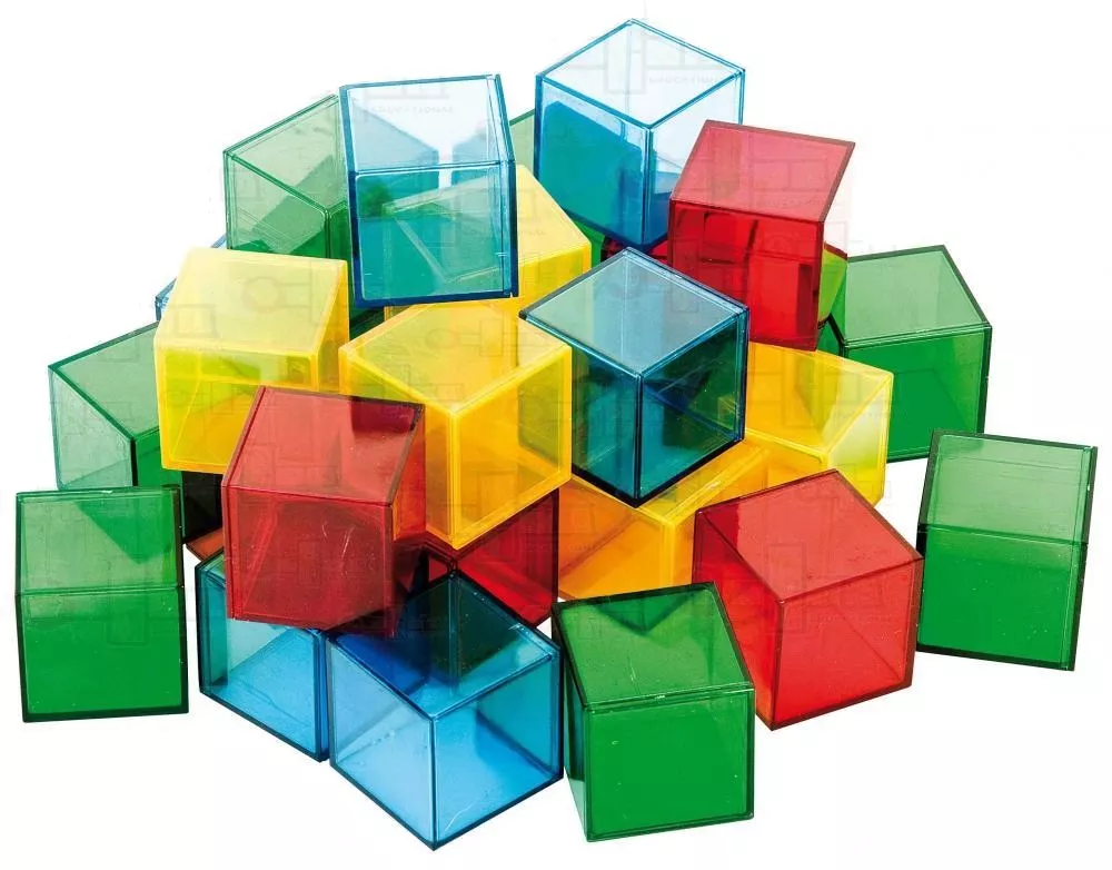 Cuburi colorate transparente