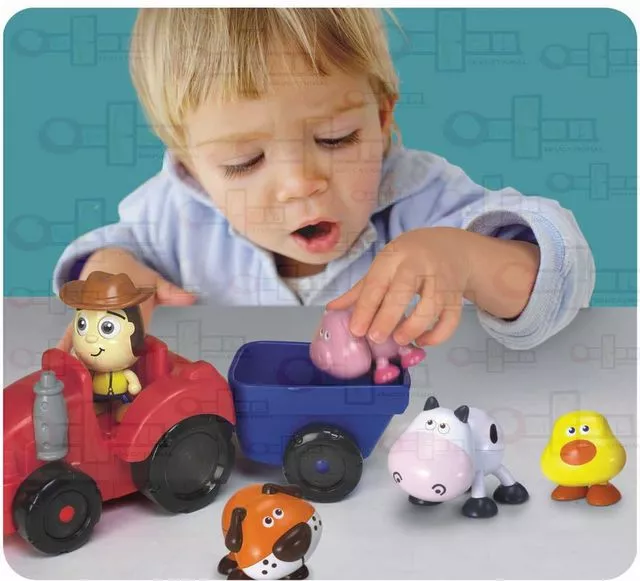 Tractor cu figurine