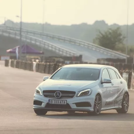 Experienta Mercedes A45 AMG cu instructor dedicat, 1 la 1