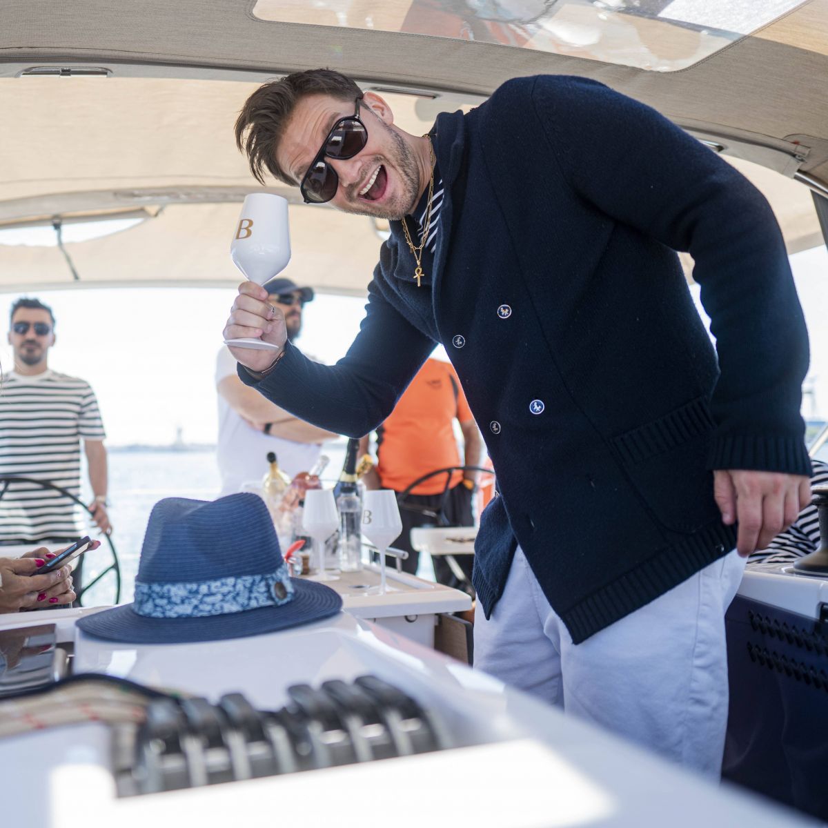 Petrecerea Burlacilor pe Velier | Limanu | 10 persoane