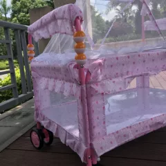 Patut bebe, pentru bebelusi, copii, portabil, pe roti, cu plasa tantari, roz, buz