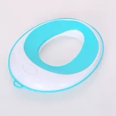 Reductor WC pentru copii, portabil, antiderapant, cu inel de prindere, albastru cu alb