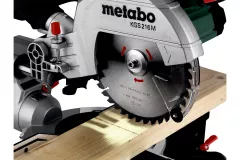 Fierastrau pentru debitat lemn, Metabo KGS 216 M 61926