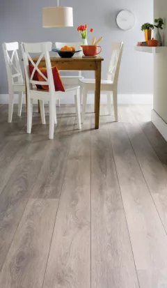 Parchet Krono Original 8631 Castle Oak, grosime 8 mm, clasa 32