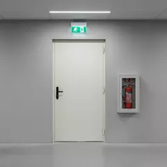 Metalice - Usa antifoc split 60 min 900x2050  dimensiune 205x90 grosime 7 cm culoare alba, olint.ro