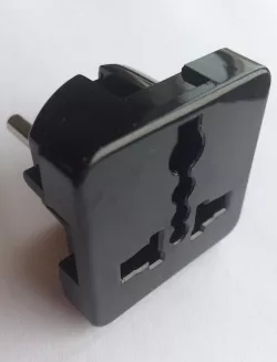 Adaptor stecher Italia /UK mama - romania tata