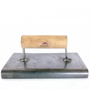 Dunguitor margini beton cu maner de lemn Barikell 200 x 100 mm 