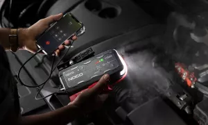 Robot Pornire Auto, Jump Starter Auto 12V Portabil, Curent Pornire 1750A Litiu-Ion, Noco Boost GBX55