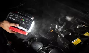 Robot Pornire Auto, Jump Starter Auto 12V Portabil, Curent Pornire 2500A Litiu-Ion, Noco Boost GBX75