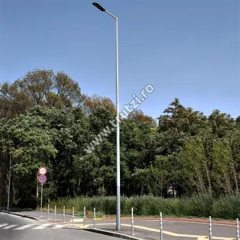 Stâlpi de iluminat - 99954 Brat simplu pentru stalp iluminat stradal, L=0,8m, zincat, trutzi.ro