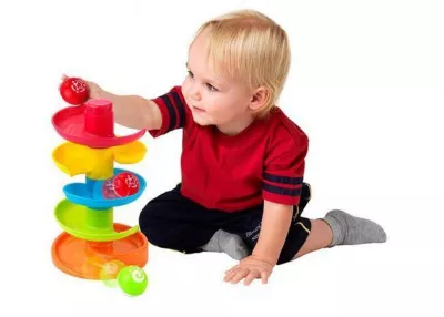Jucarie interactiva – Turnulet cu bilute