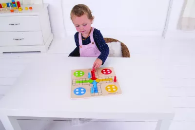 Joc clasic din lemn - Nu te supara frate - BigJigs