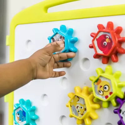 Baby Einstein -  Masuta de activitati - Curiosity Table - Bright Starts