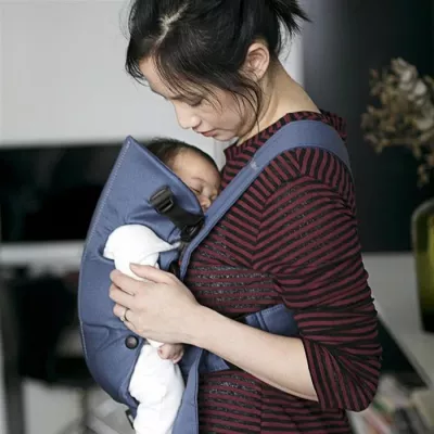Marsupiu anatomic - Mini - cu pozitii multiple de purtare - Vintage Indigo, bumbac - BabyBjorn
