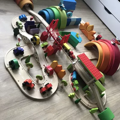 Circuit auto si feroviar (80 piese) - BigJigs