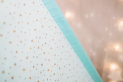 Cort de joaca - Gold Stars Teepee - Mint - Maradalia Kids