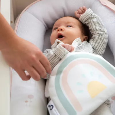 Doomoo - Perna anti-colici Snoogy Rainbow