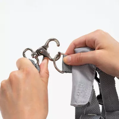 Ham de siguranta si mers pentru bebelusi, reglabil, cu frau de ghidare detasabil, Reer Travelkid Go 53132