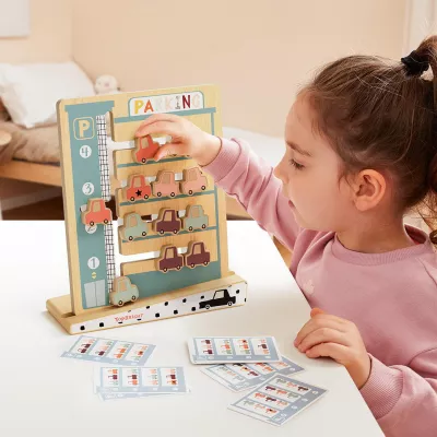 Joc de logica - Parcarea masinutelor