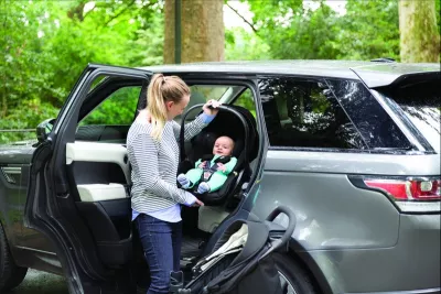 Joie - Scoica auto inclinabila i-Size i-Level Laurel, nastere-85 cm